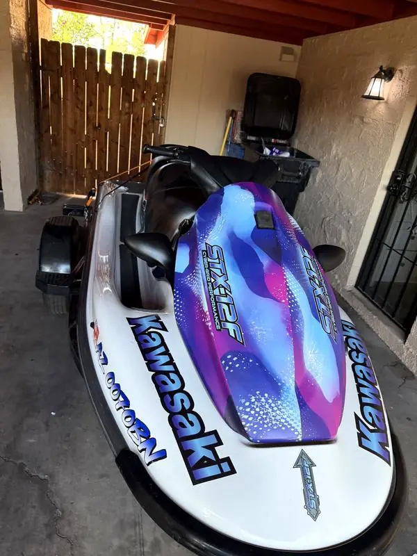 Kawasaki STX-12F jet ski wrap, front detail