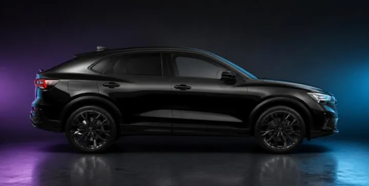 Small SUV: about $3,850–$4,675 for a color change wrap