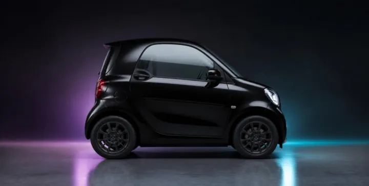 Smart Car: about $2,250–$2,725 for a color change wrap